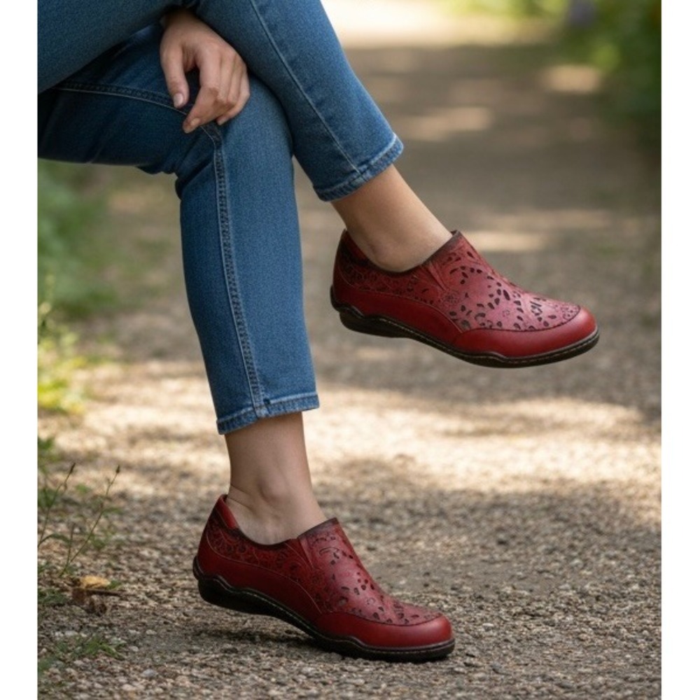 Socofy Red Leather Cut Out Floral Size 9 Comfort Casual Shoes Women's